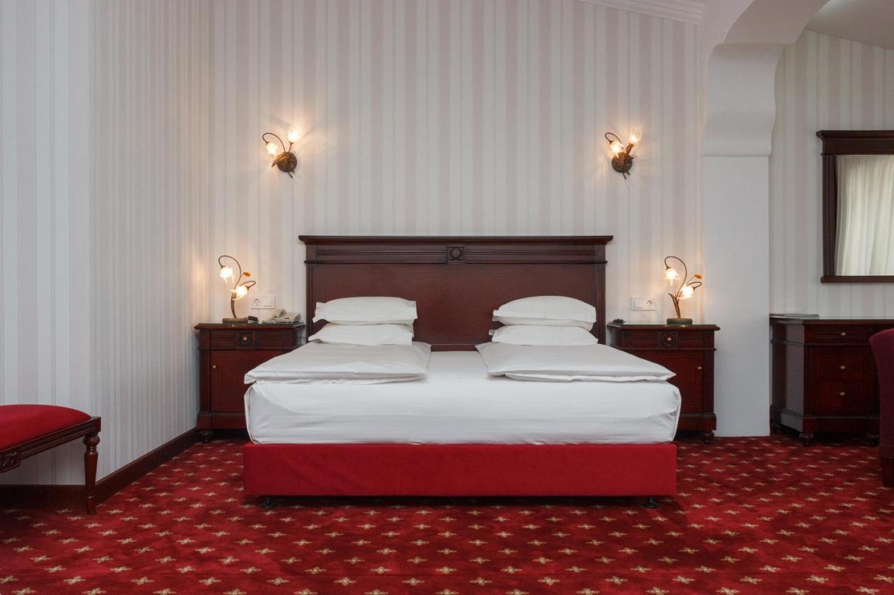 Ar Nuvo Hotel Karagandi Kültér fotó