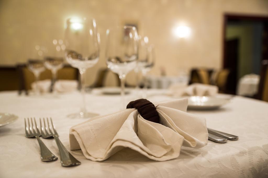 Ar Nuvo Hotel Karagandi Kültér fotó