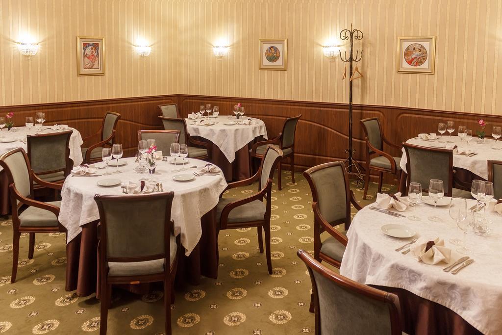 Ar Nuvo Hotel Karagandi Kültér fotó
