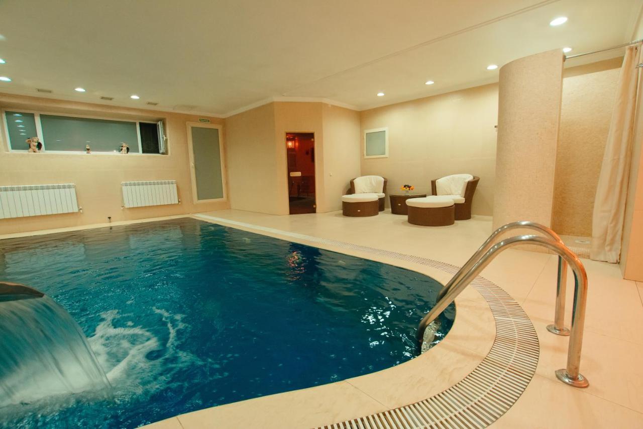 Ar Nuvo Hotel Karagandi Kültér fotó